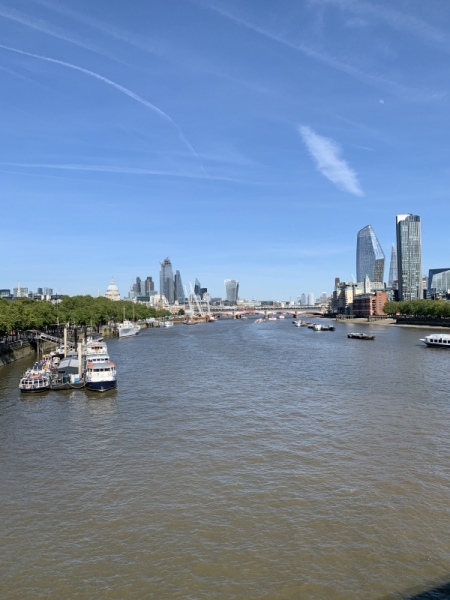 Sunny Day on the Thames